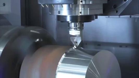 車床加工橡膠的工藝要點 轉(zhuǎn)速控制與刀具修磨技巧